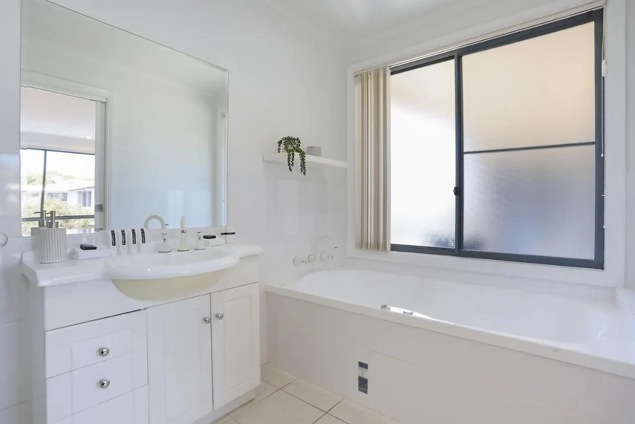 Tura Beach House Apartment Tura Beach
