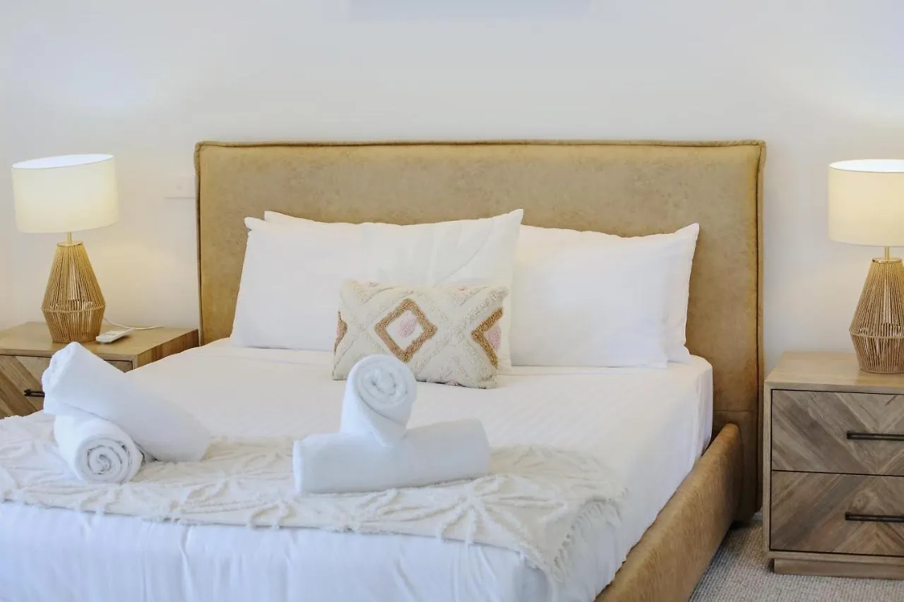 Apartment Tura Beach House
