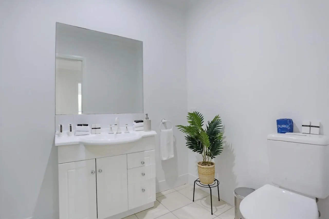 Apartment Tura Beach House