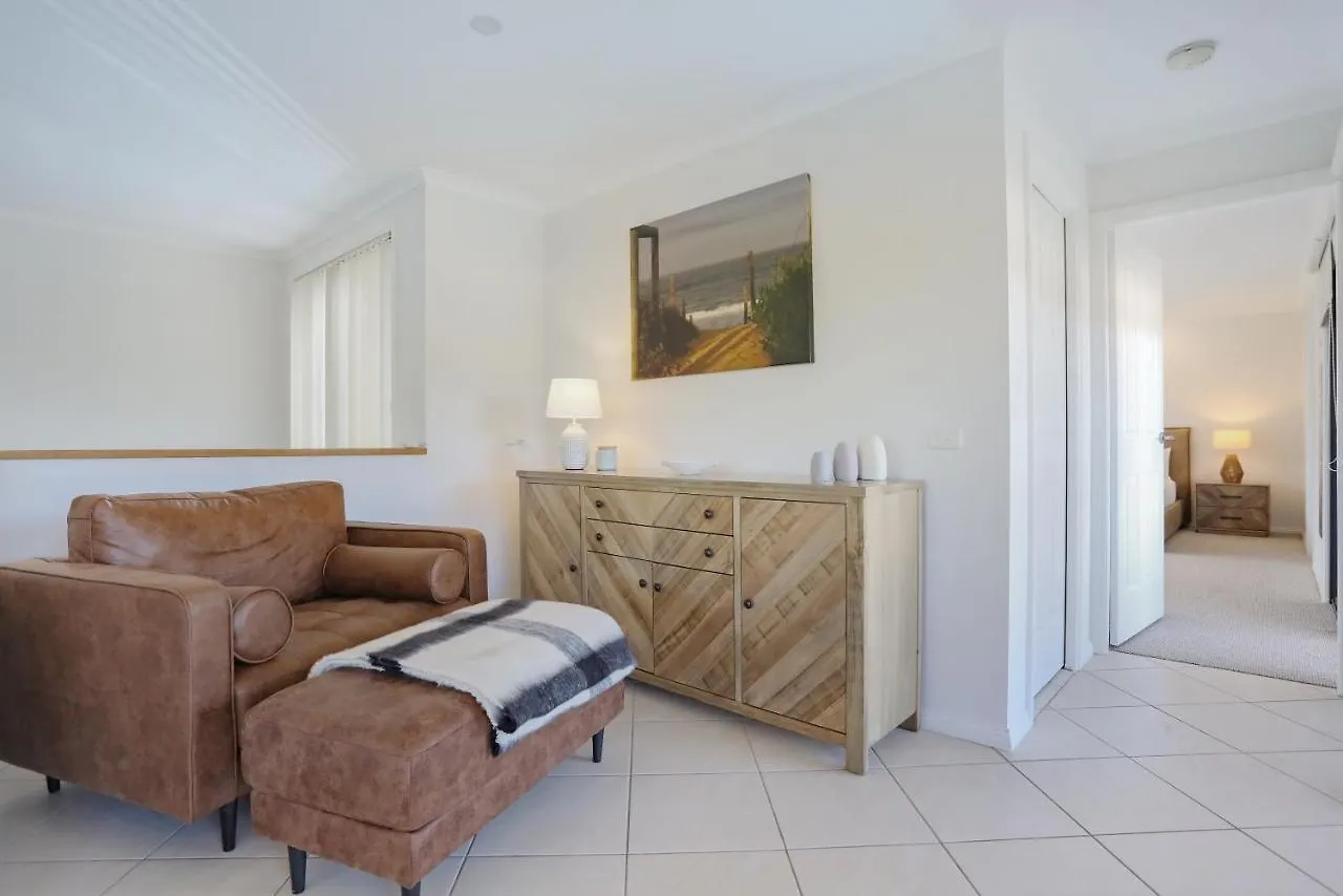 Apartment Tura Beach House